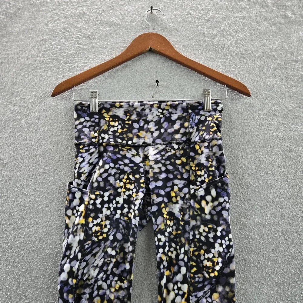 Lululemon‎ Women Activewear Pants 4 Black Floral Fast Free Crop II Yoga Legging
